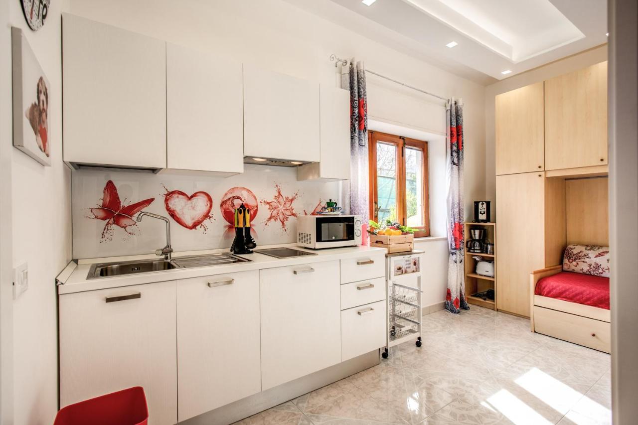 Apartament Casa Lolla, Red Rose In The Heart Of Półwysep Sorrentyński Zewnętrze zdjęcie