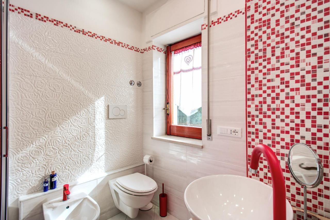 Apartament Casa Lolla, Red Rose In The Heart Of Półwysep Sorrentyński Zewnętrze zdjęcie