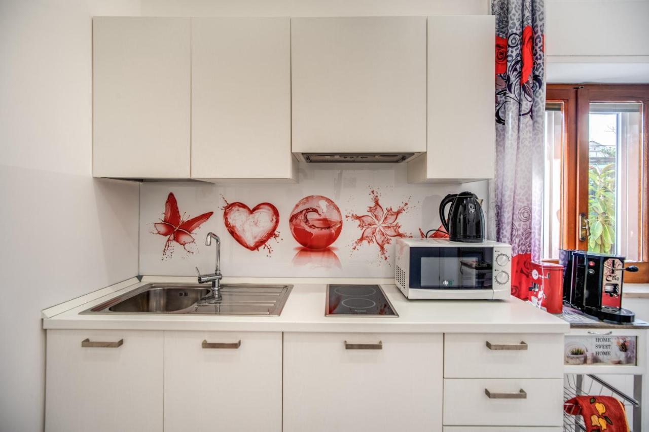 Apartament Casa Lolla, Red Rose In The Heart Of Półwysep Sorrentyński Zewnętrze zdjęcie