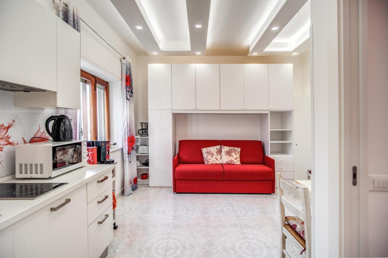 Apartament Casa Lolla, Red Rose In The Heart Of Półwysep Sorrentyński Zewnętrze zdjęcie
