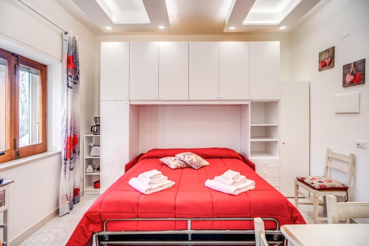 Apartament Casa Lolla, Red Rose In The Heart Of Półwysep Sorrentyński Zewnętrze zdjęcie