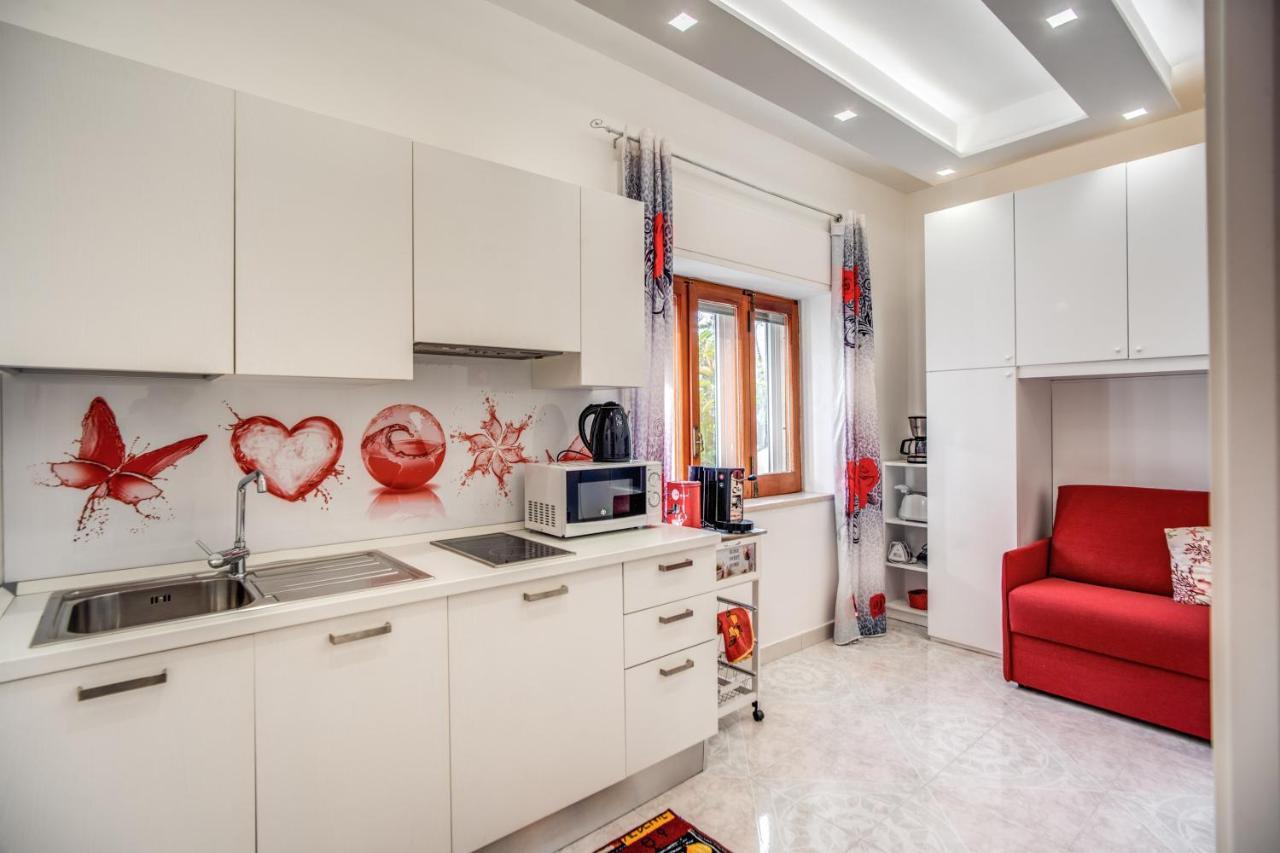 Apartament Casa Lolla, Red Rose In The Heart Of Półwysep Sorrentyński Zewnętrze zdjęcie